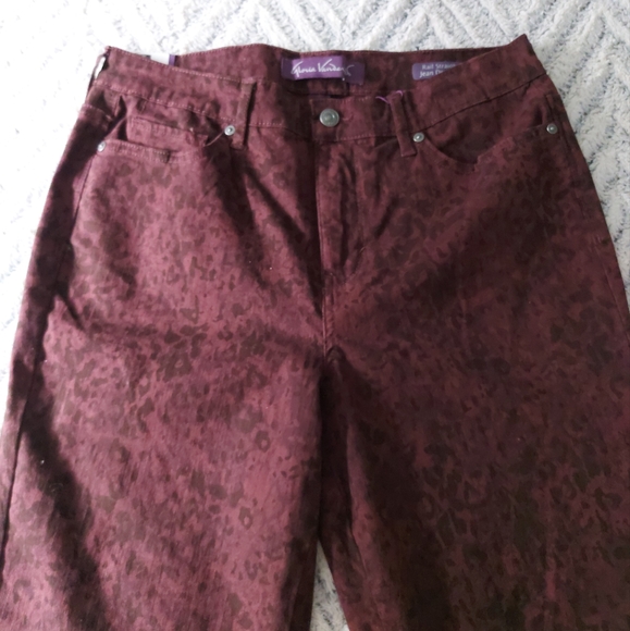 Gloria Vanderbilt midrise Jean Camo size 10 - Picture 2 of 6